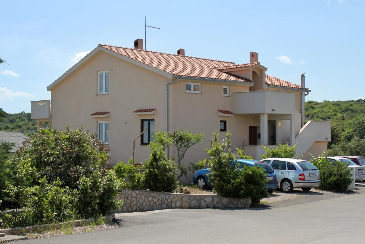 Rooms With A Parking Space Krk - 13553 Vrh  Bagian luar foto