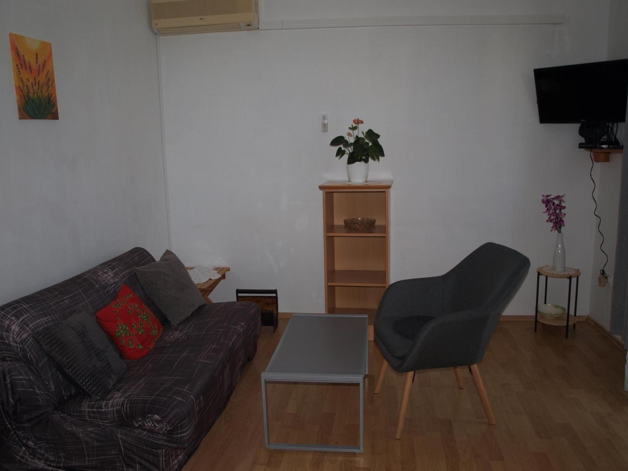 Rooms With A Parking Space Krk - 13553 Vrh  Bagian luar foto